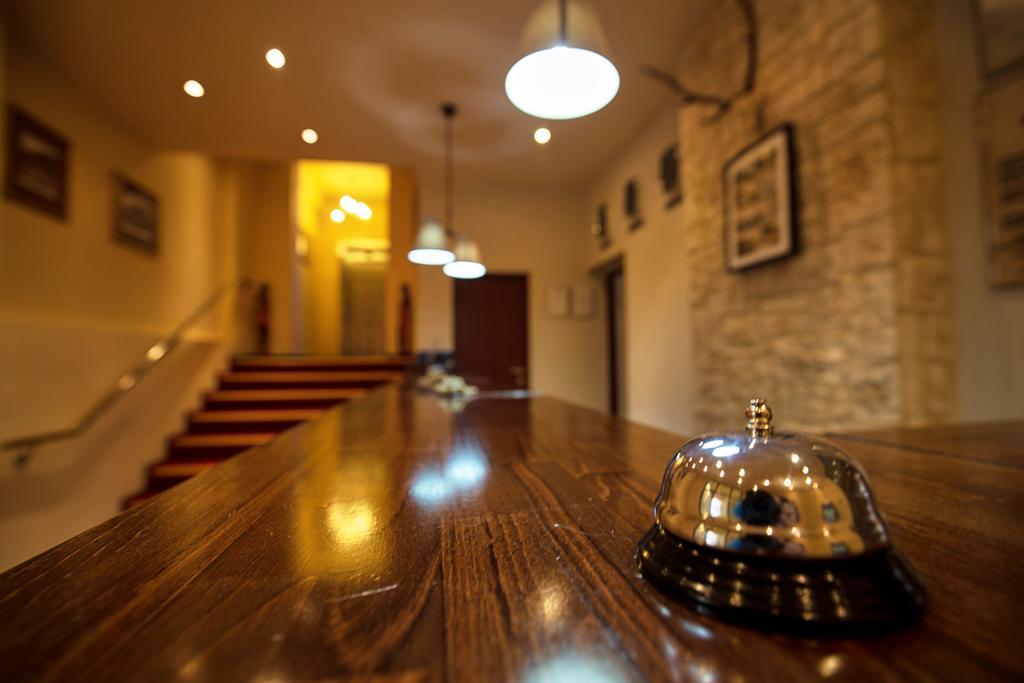 Hotel Rina Cerbul سِنايا المظهر الخارجي الصورة