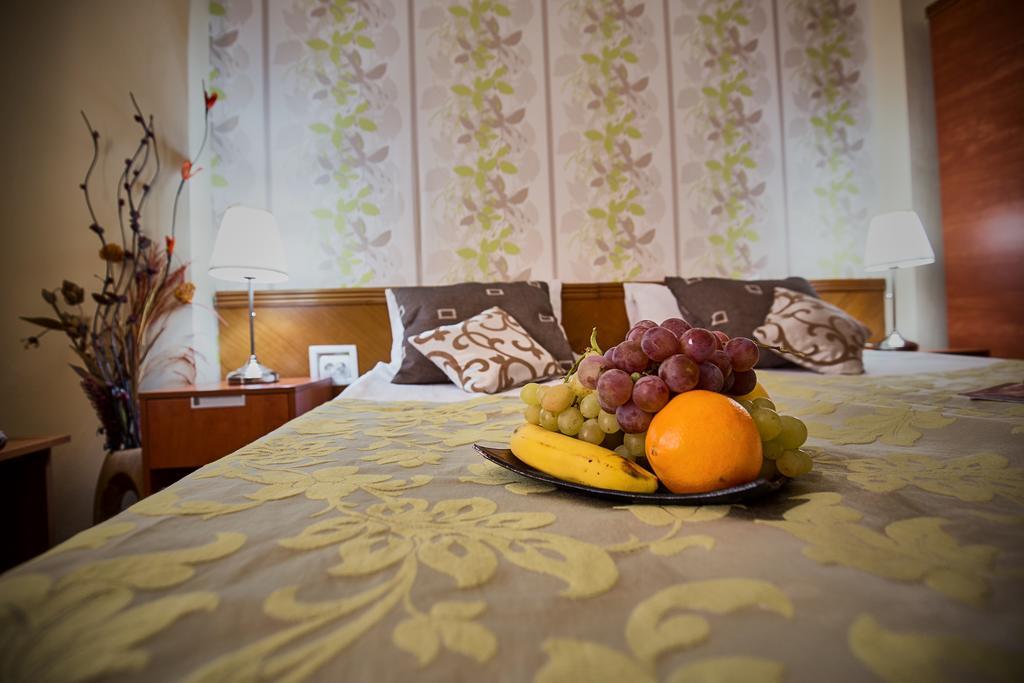 Hotel Rina Cerbul سِنايا المظهر الخارجي الصورة