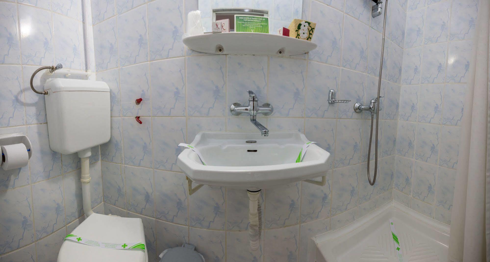 Hotel Rina Cerbul سِنايا المظهر الخارجي الصورة
